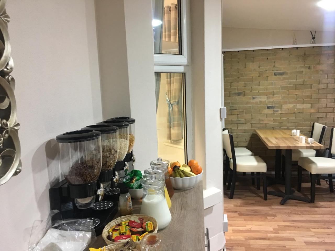 Elris Essex House Hotel Clacton-on-Sea Esterno foto